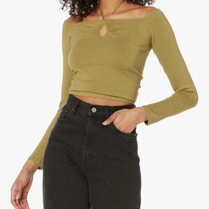 Chic Olive Women's Blouse with Keyhole Detail